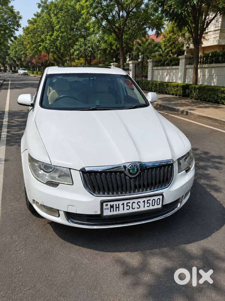Skoda Superb Elegance Tdi 2.0 At, 2011
