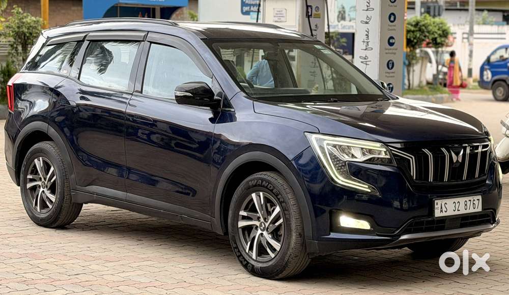 Mahindra Xuv700 2.0 Ax 5 Petrol Mt 7 Str, 2021, Petrol