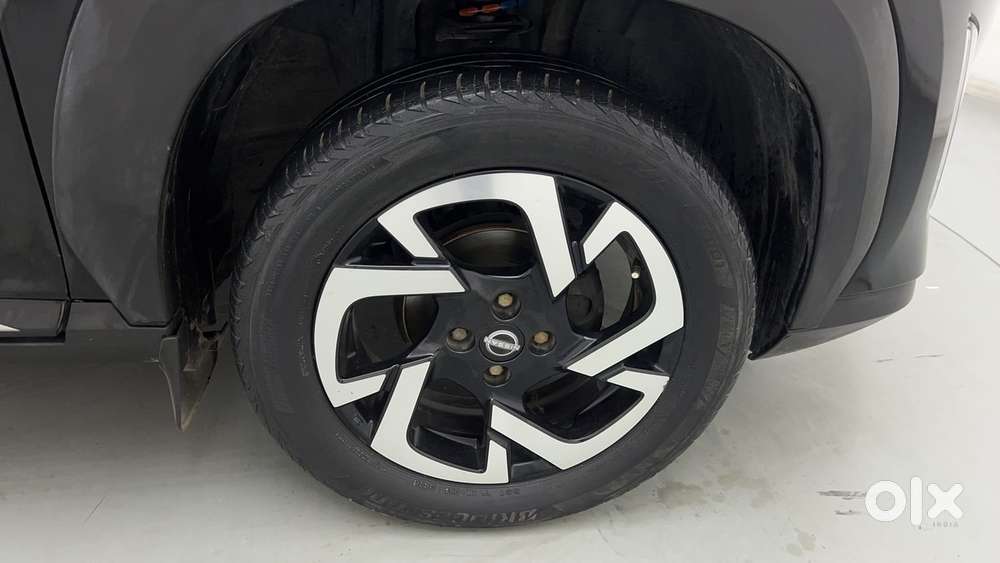 Nissan Magnite Xv Turbo, 2021, Petrol