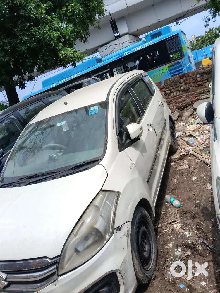 Maruti Suzuki Ertiga 2017 Variant Edition98118ten 8ten 75
