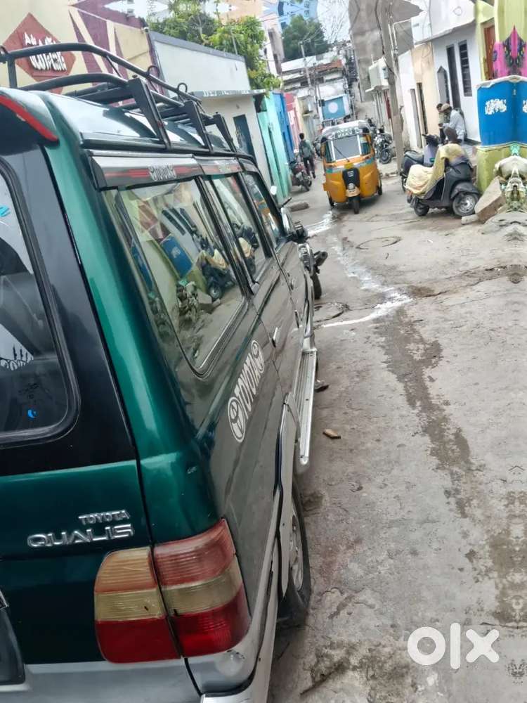 Toyota Qualis Green Colour Good Condition Engine Excellent