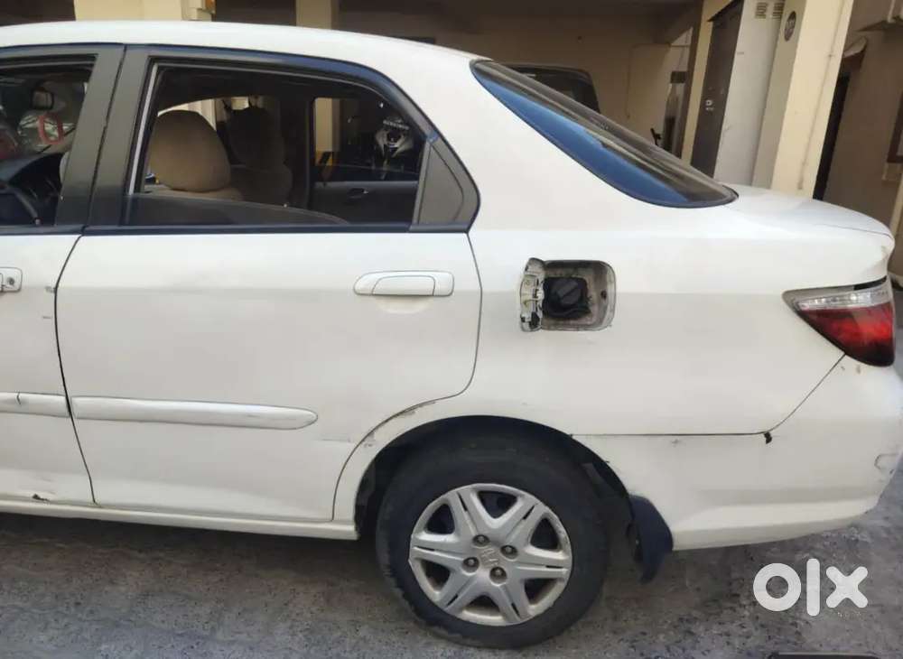 Honda City Zx 2006 Petrol Well Maintained