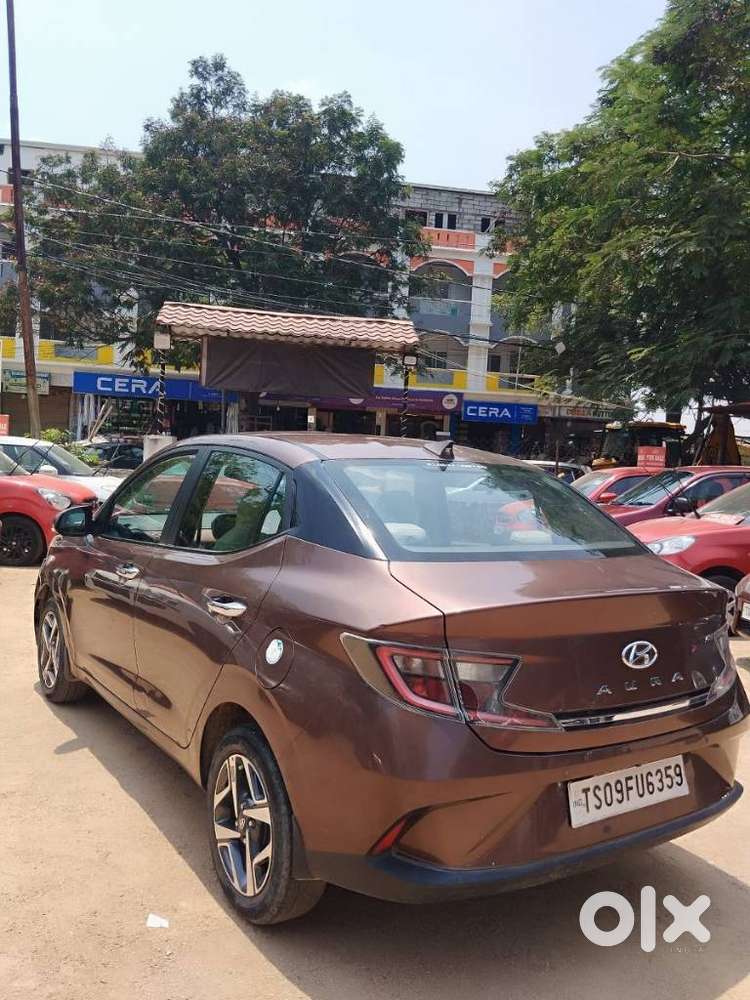Hyundai Aura Sx Plus Automatic, 2022, Petrol