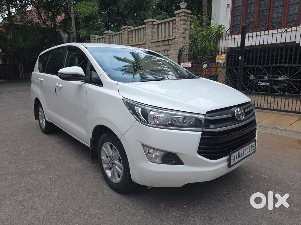 Toyota Innova Crysta 2.4 G Plus Mt 8 Str, 2018, Diesel