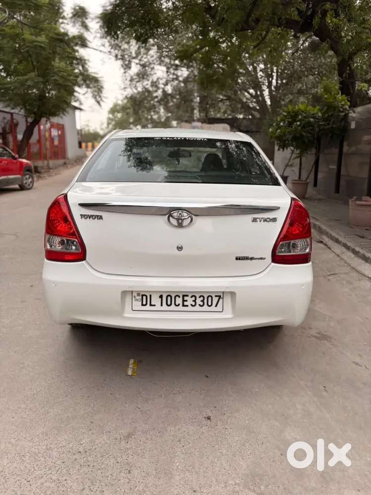 Toyota Etios Sportivo 2012