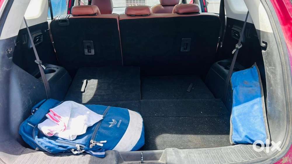 Mg Hector Plus 2021 Diesel 198000 Km Driven