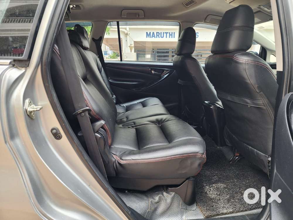 Toyota Innova Crysta G 8 Str, 2016, Diesel