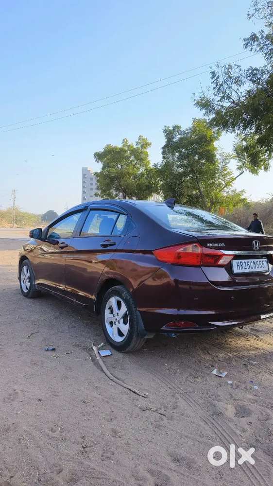 Honda City 2015 Diesel Well Maintained 92561and 50562