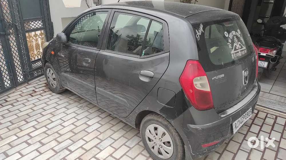 Hyundai I10 2012 Petrol + Lpg 80801 Km Driven