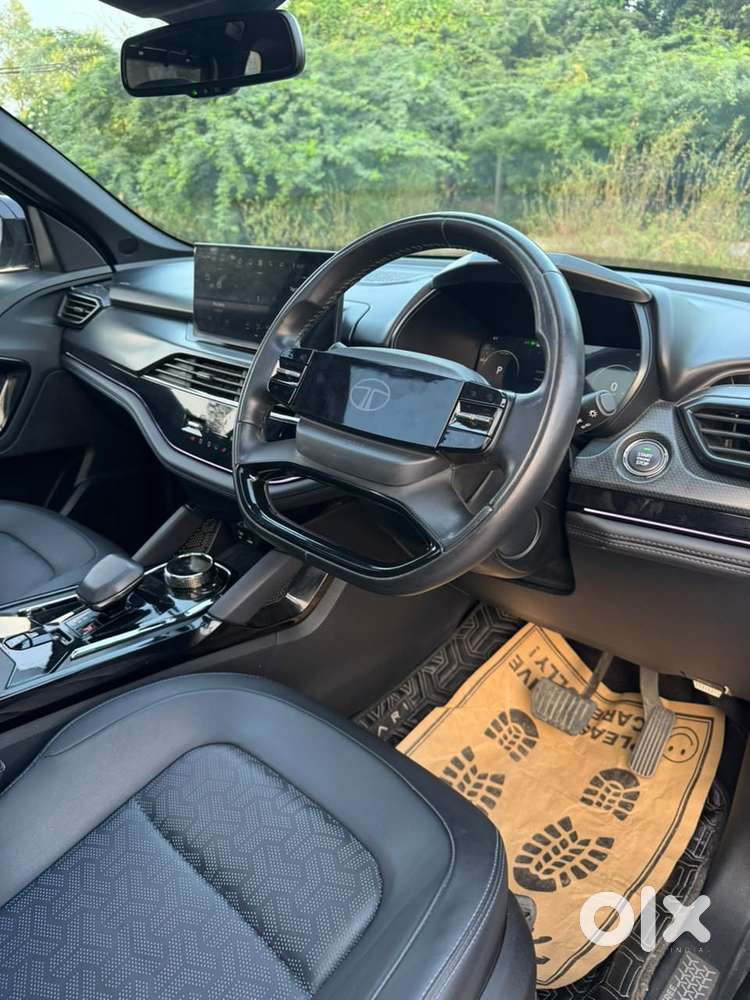 Tata Safari Accomplished X Plus 7 Str Dark Edition, 2024, Diesel