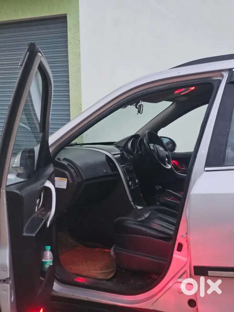 Mahindra Xuv500 Sportz 2012