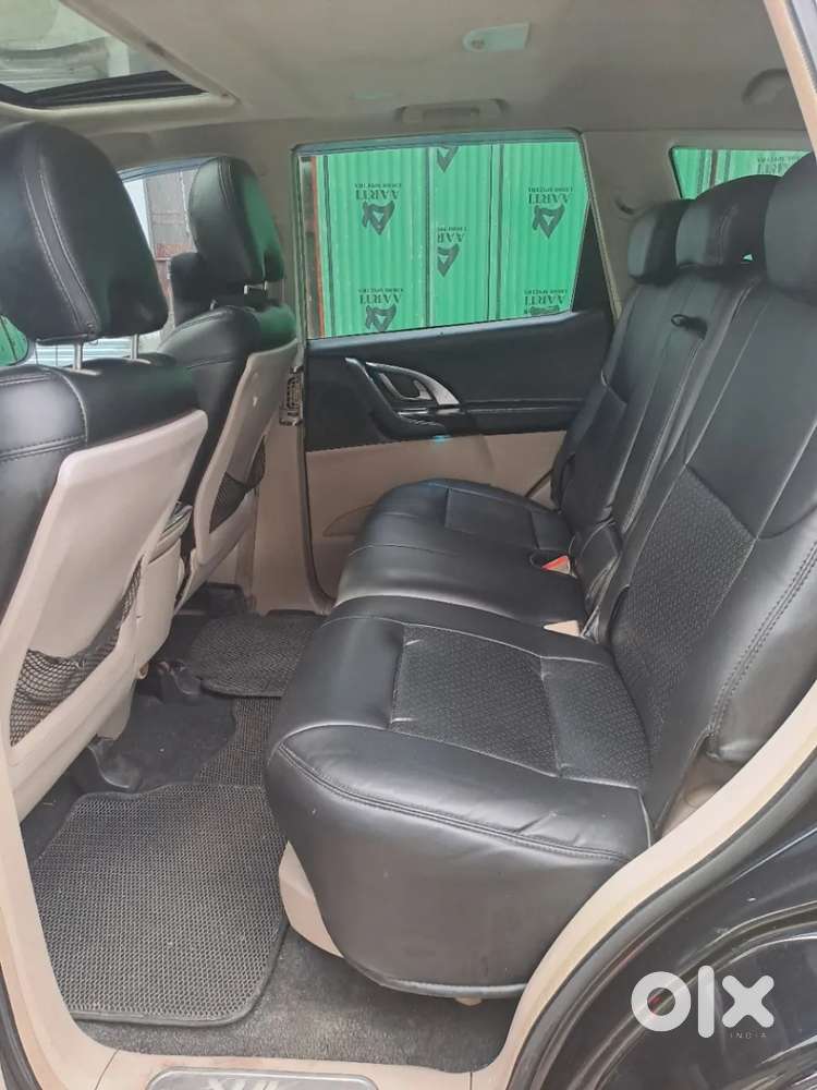 Mahindra Xuv500 At W10 Fwd, 2016, Diesel