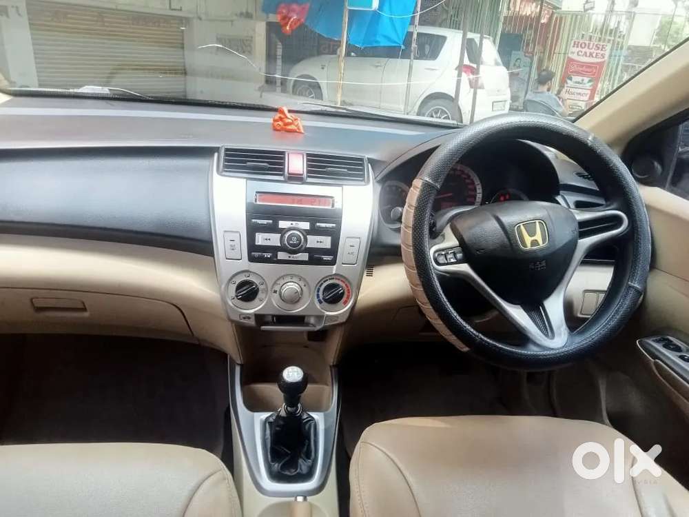 Honda City V At Exclusive, 2011, Petrol