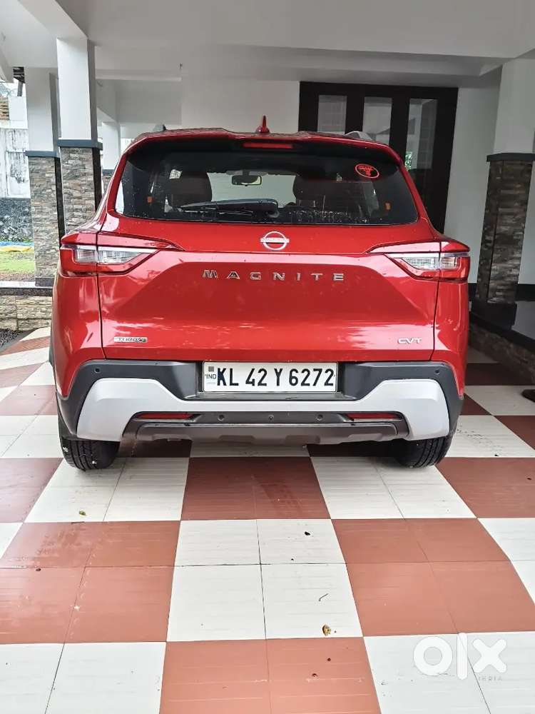 Nissan Magnite 1.0 2025