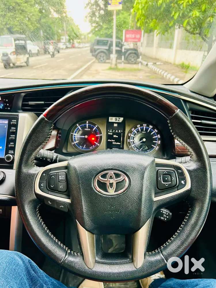 Innova Crysta 2023 1st Onwer Diesel Manual Vip Number Included
