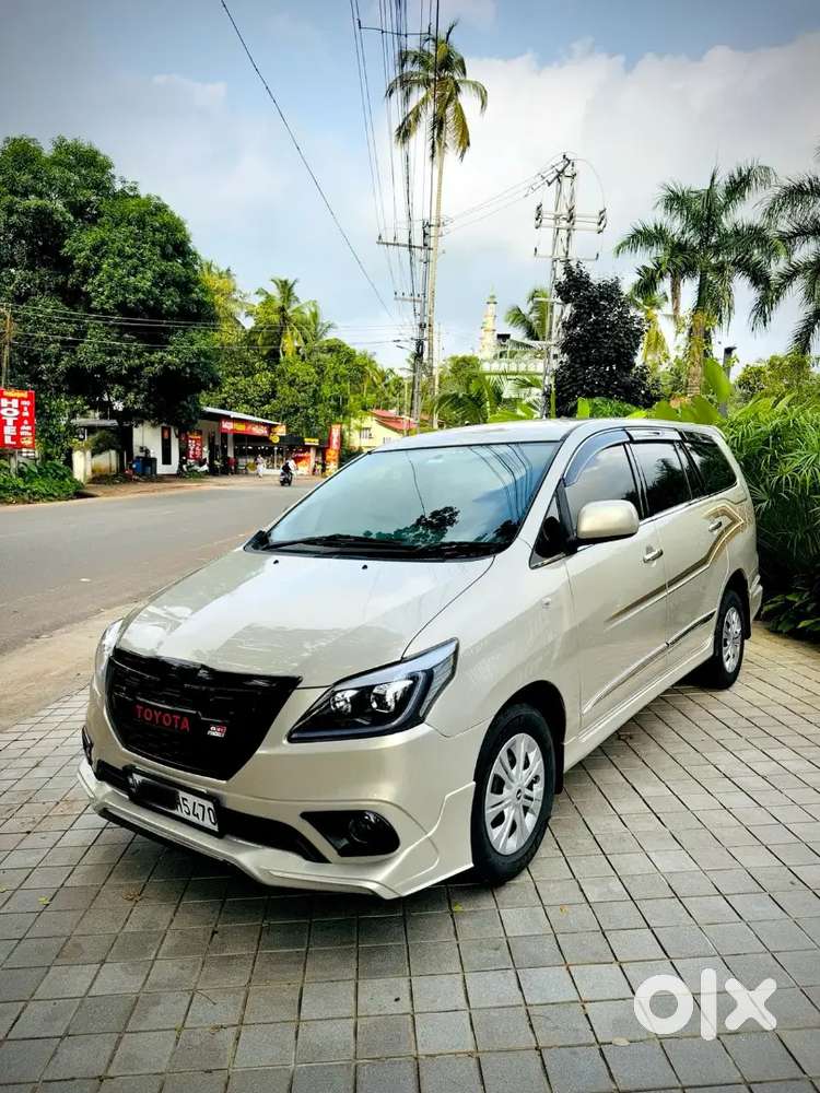 Toyota Innova 2.5 G Diesel 2014