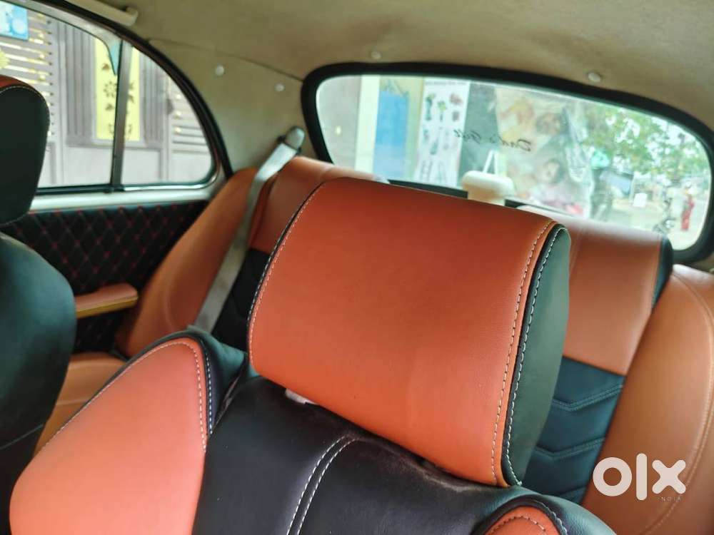 Very  Good  Condition  With  All  Current  Features