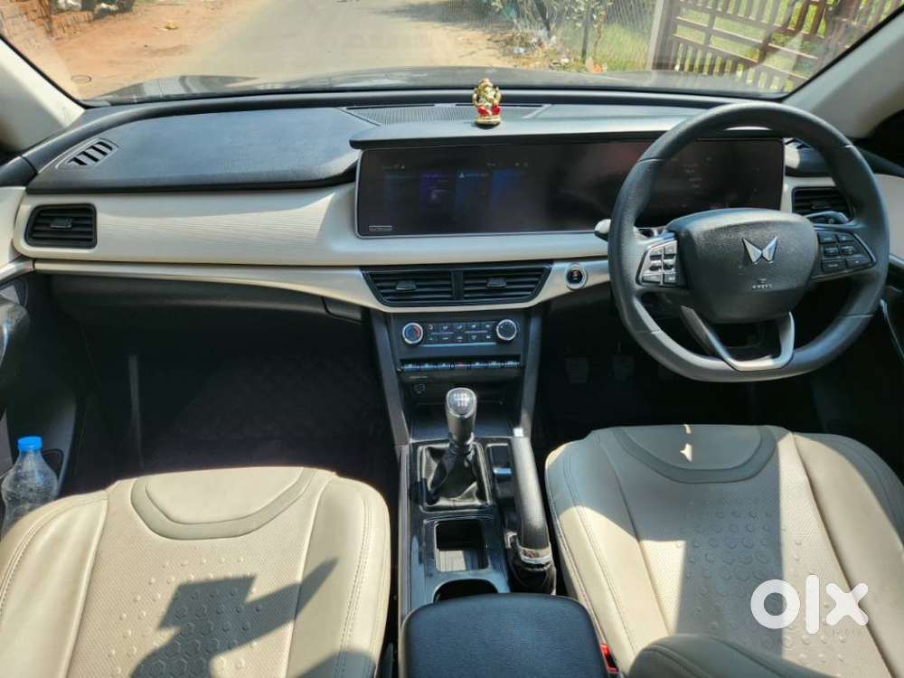 Mahindra Xuv700 2.2 Ax 5 Diesel Mt 7 Str, 2024, Diesel