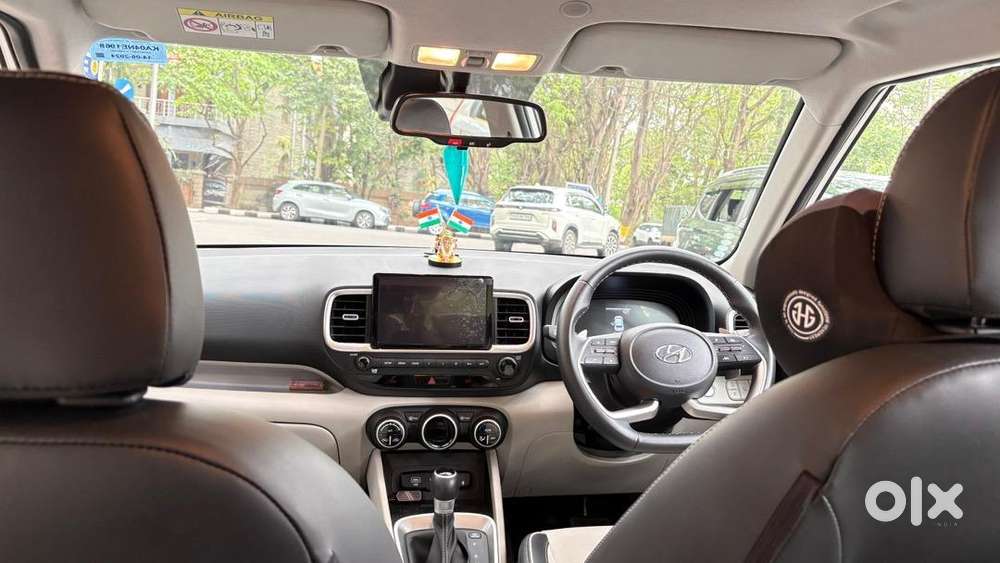 Hyundai Venue Top Variant 1.0 Sx(o) Dct At Car 2024