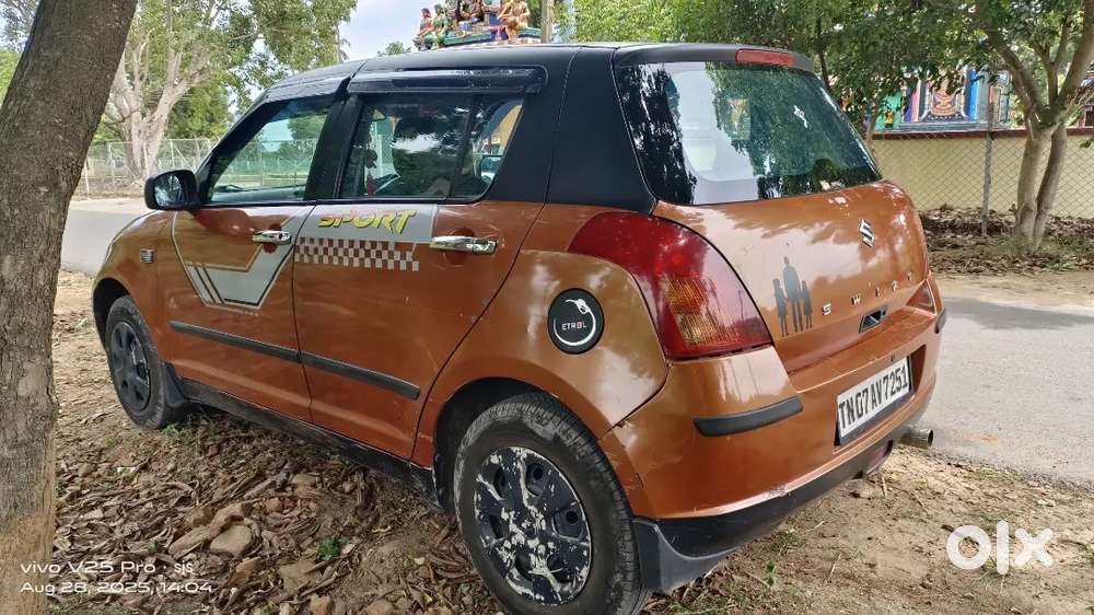 Swift Maruti Suzuki 2006