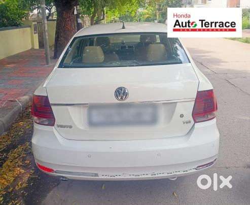 Volkswagen Vento 1.0 Highline Plus, 2016, Petrol