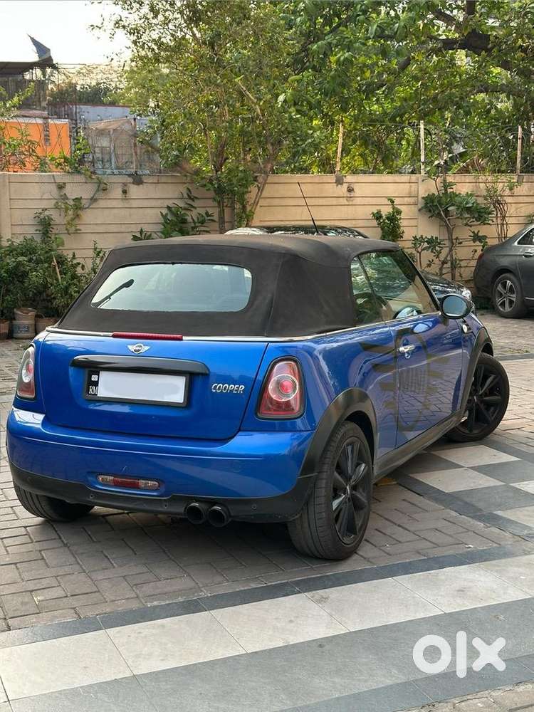 Mini Cooper Convertible 2015 Petrol Well Maintained
