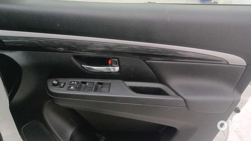 Maruti Suzuki Xl6 1.5 Alpha Plus Mt, 2022, Petrol
