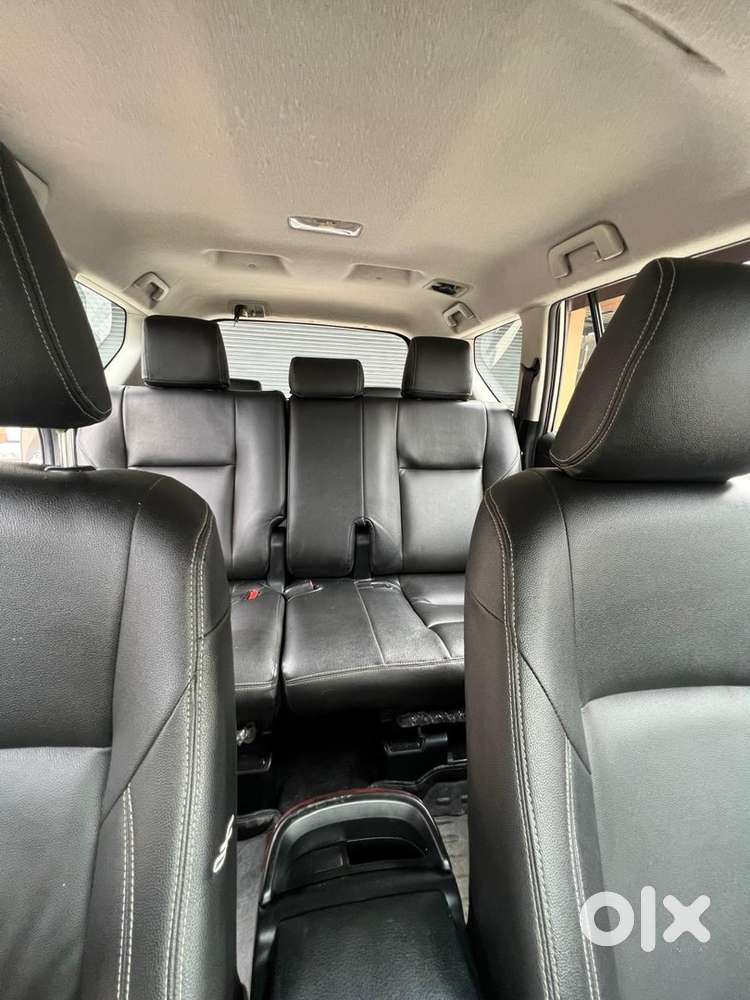 Toyota Innova Crysta Diesel 2.8 G 2016