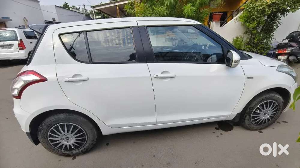 Maruti Suzuki Swift 2016 Vdi Owned By Teacher