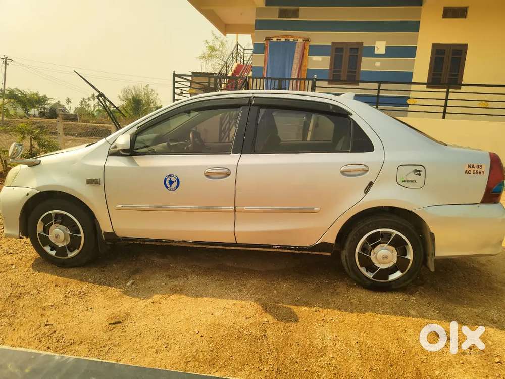 Toyota Etios 2015 Diesel 180000 Km Driven