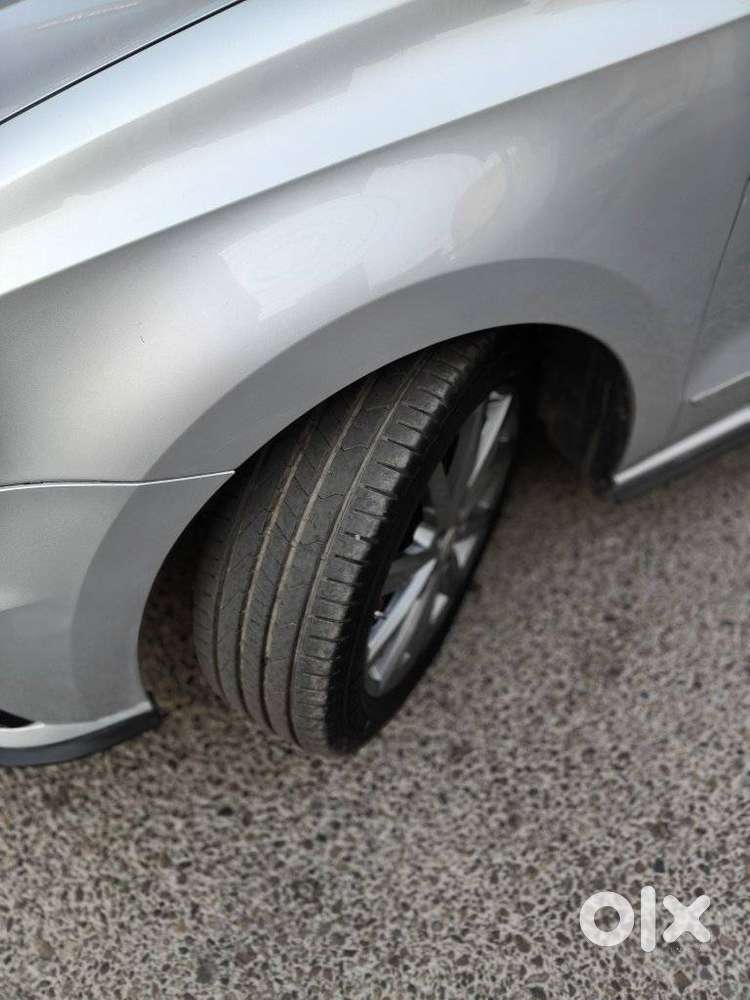 Volkswagen Vento 1.0 Highline Plus At, 2021, Petrol