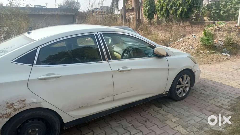 Hyundai Verna Fluidic 2012 Diesel Manual