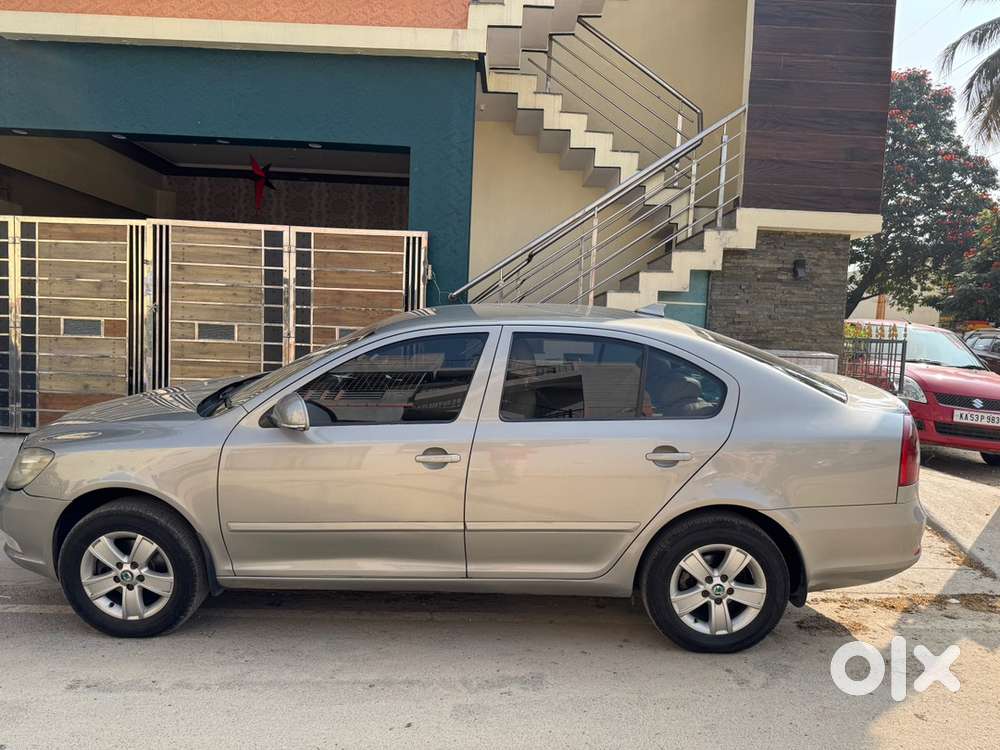 Skoda Laura 2013 Diesel Well Maintained