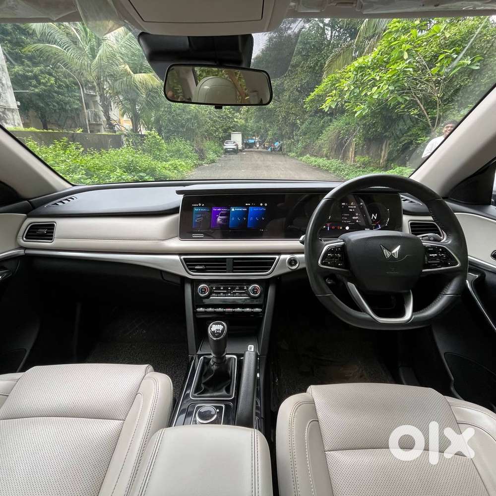 Mahindra Xuv700 2.2 Ax 7 Diesel Mt Str, 2023, Diesel