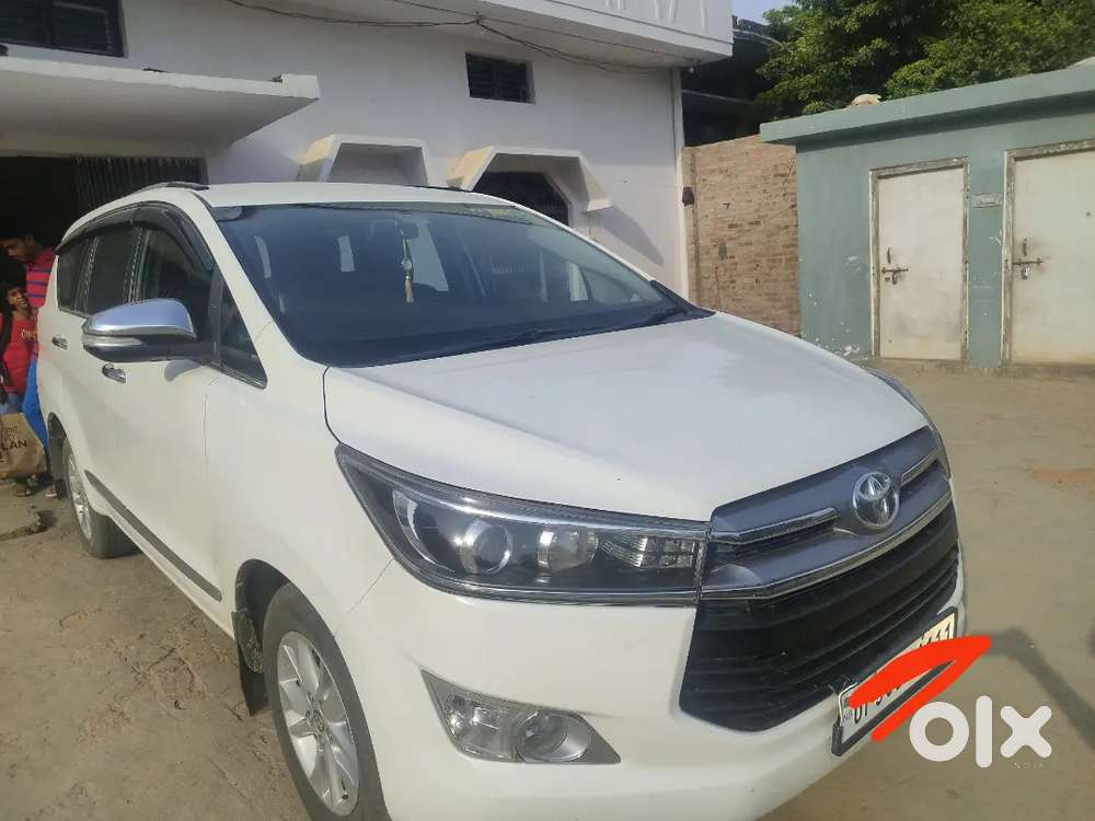 Toyota Innova Crysta 2017