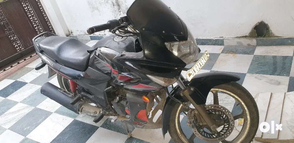 Karizma r grey sales