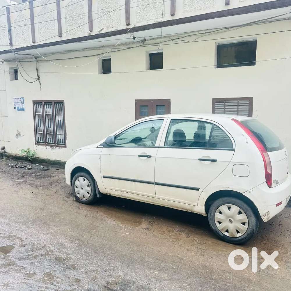 Tata Indica Vista Safire 2011