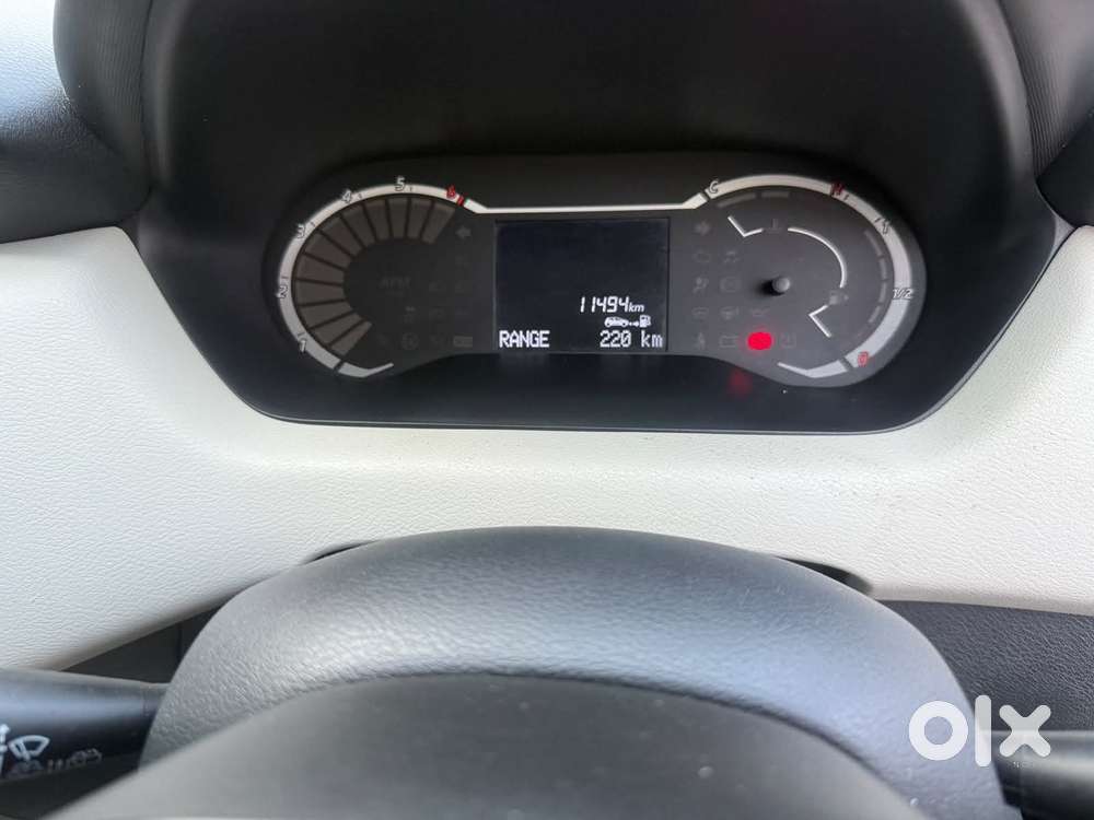 Nissan Magnite 1.0 Xv, 2023, Petrol