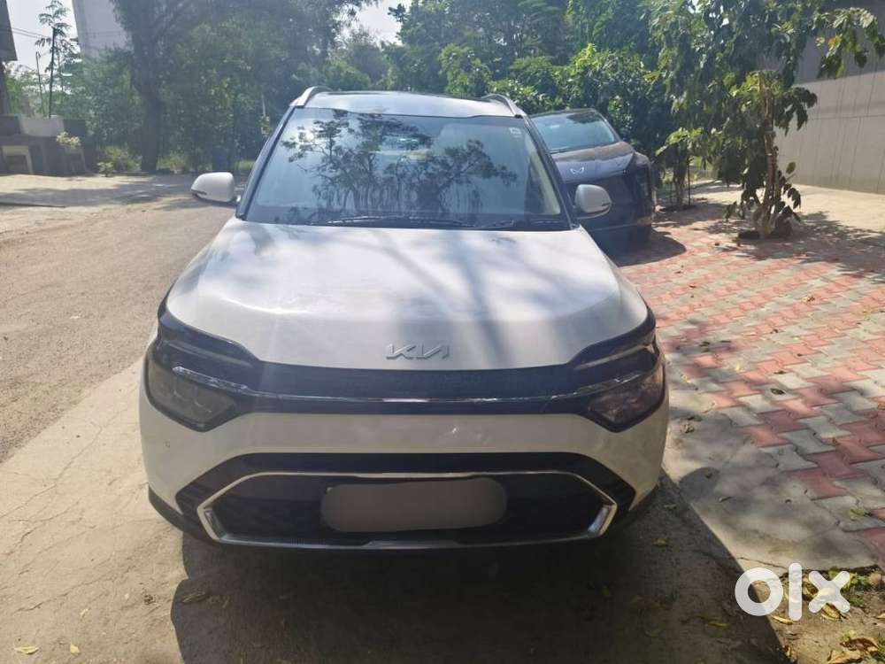 Kia Carens 1.5 Luxury Plus Diesel At 7 Str, 2022, Diesel