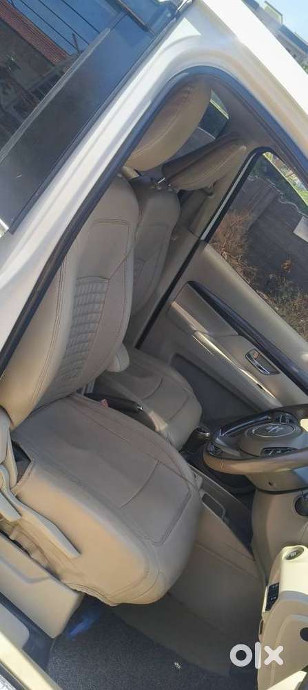 Maruti Suzuki Ertiga 1.5 Zxi Plus, 2022, Petrol