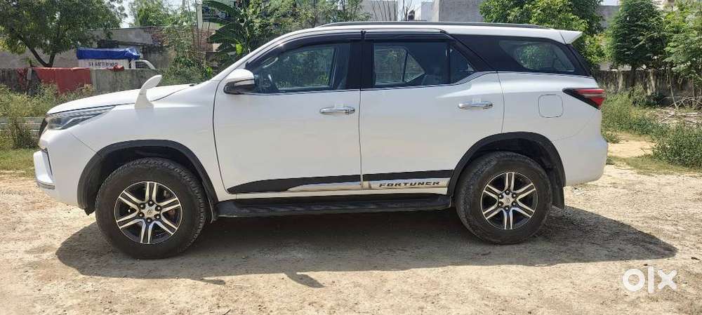 Toyota Fortuner 4x2 At 2.8 Diesel, 2022, Diesel