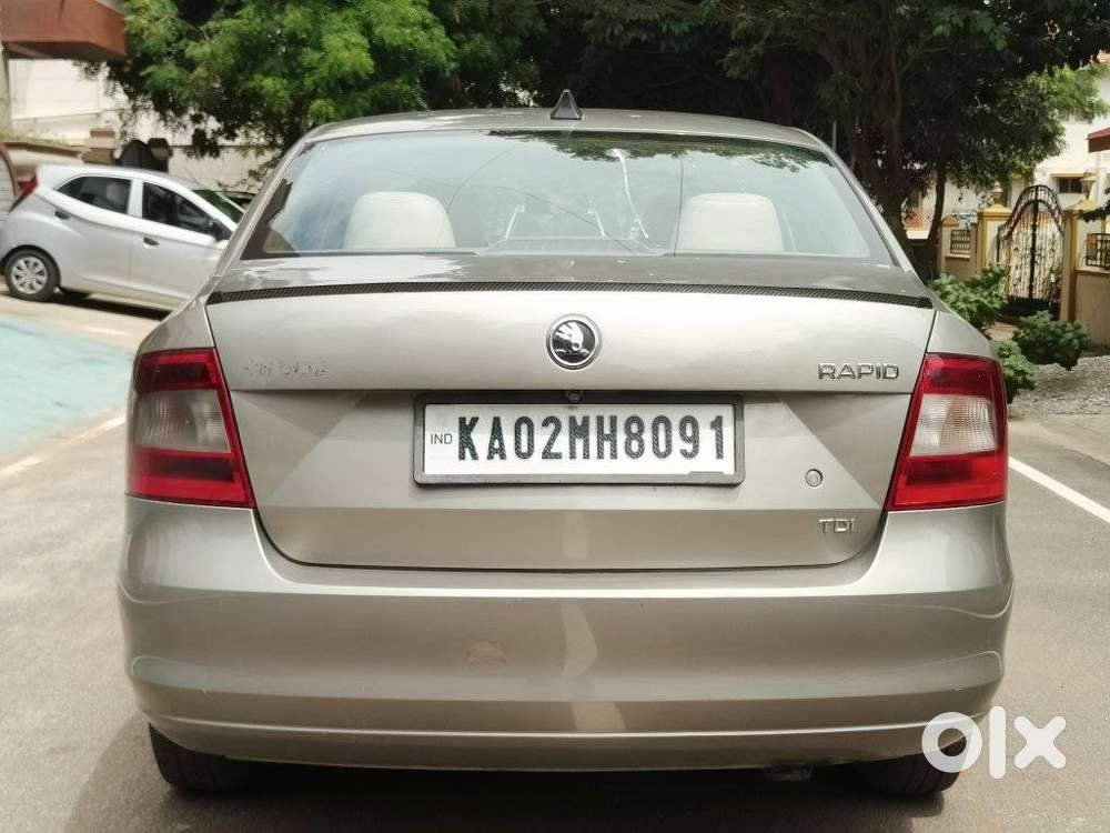 Skoda Rapid Elegance 1.6 TDI CR Manual, 2013, Diesel