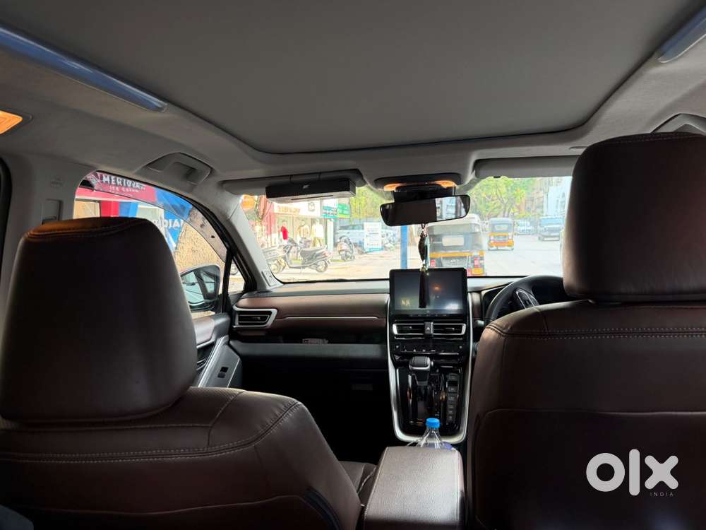 Toyota Innova Hycross 2023 Petrol 19000 Km Driven