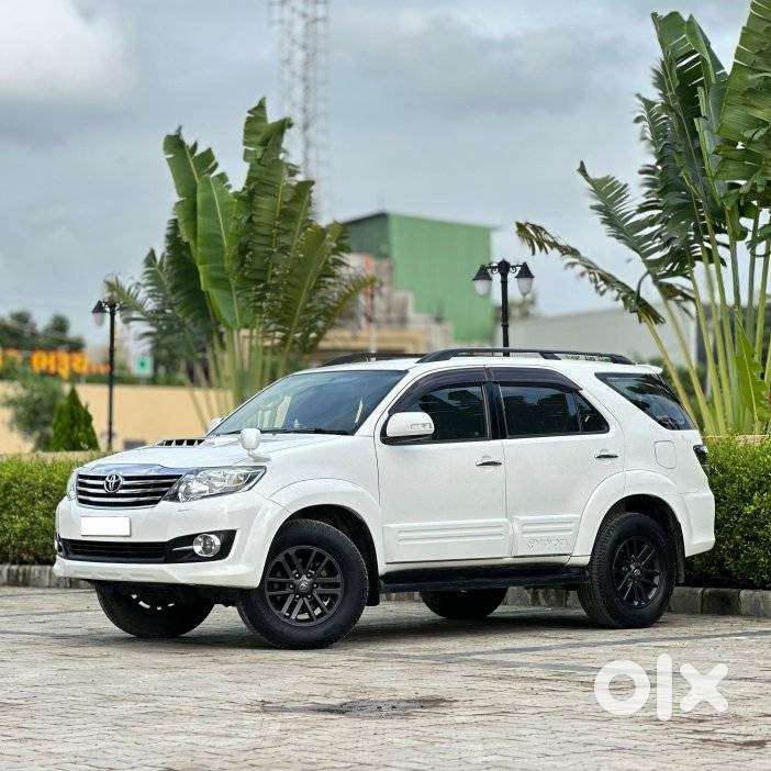 Toyota Fortuner 3.0 4x2 Automatic, 2015, Diesel