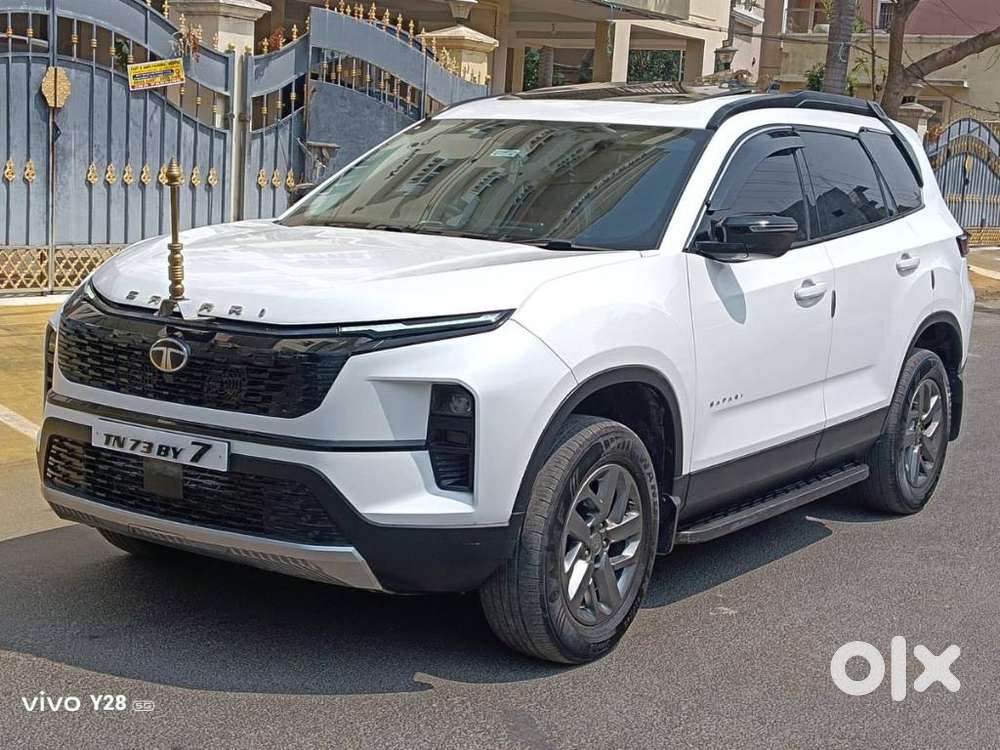 Tata Safari 4x2, 2024