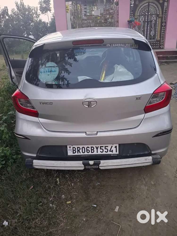 Tabiyat Kharab Hai Esliye Bechna Chahta Hu