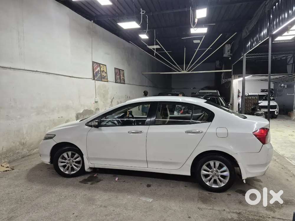 Honda City Zx 2012 Cng & Hybrids 99750 Km Driven