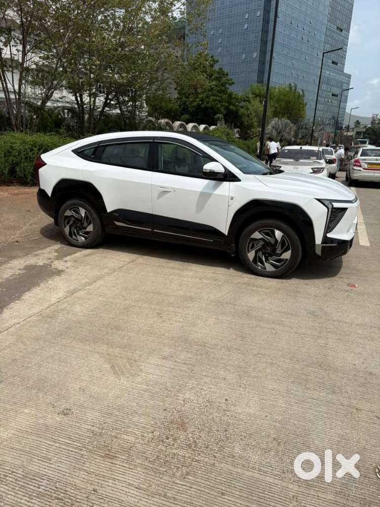 Mahindra Xev 9e Three B79 Kwh, 2025, Electric
