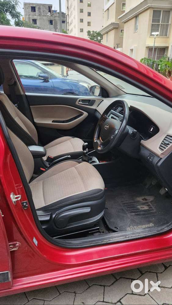 2017 Hyundai Elite I20 Asta(o) Petrol  43,000 Km  Hyundai Service Hi