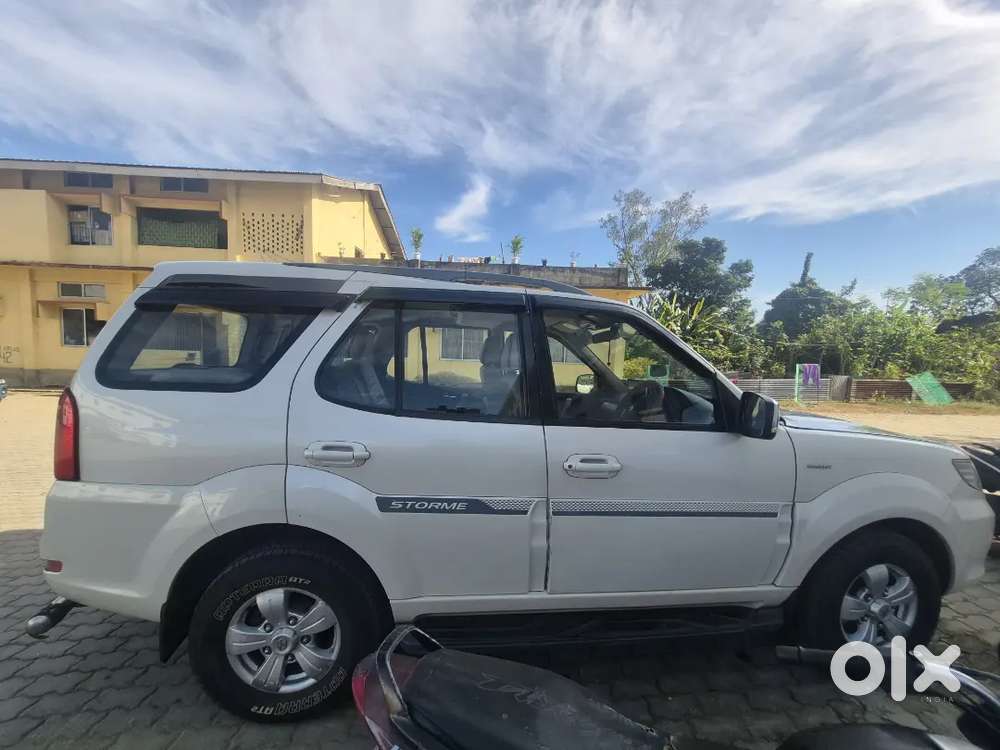 Tata Safari Storme 2016 Diesel 116000 Km Driven